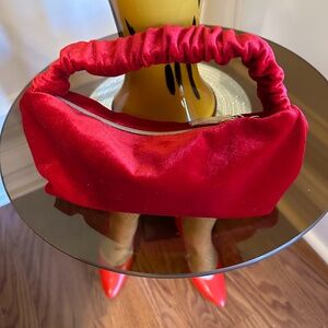 Estee Lauder Red Velvet Limited Edition Cosmetic Handle Bag